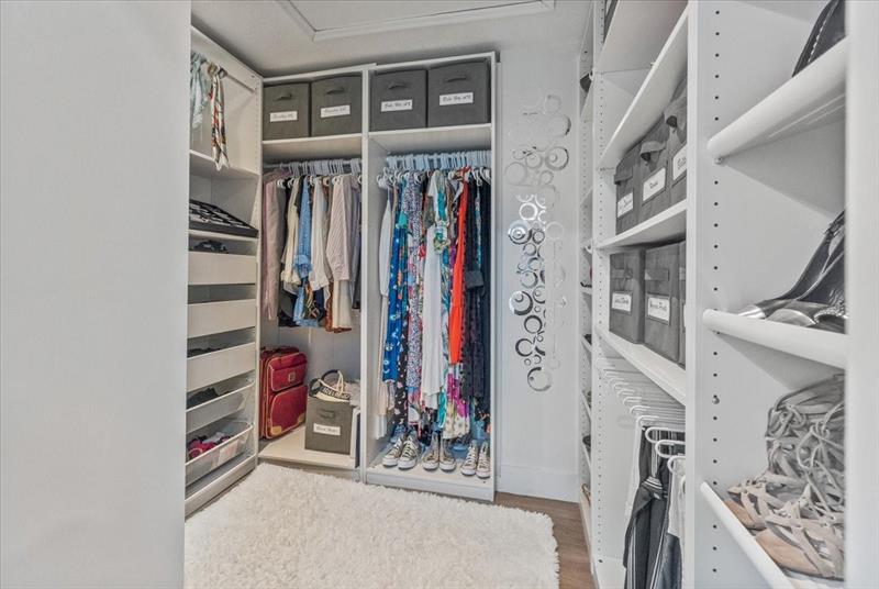 Image 22 of 40 For 10082 Harbourtown Ct