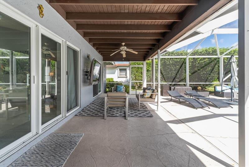 Image 34 of 40 For 10082 Harbourtown Ct