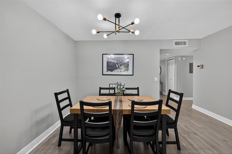 Image 19 of 35 For 412 Lakeview Dr  202