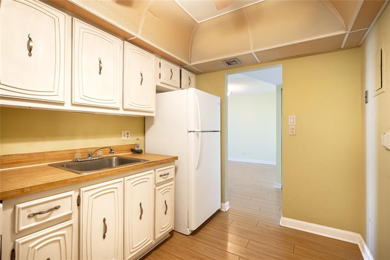 Image 20 of 35 For 101 Briny Ave  2509