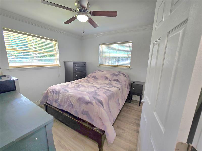 Image 15 of 16 For 6138 Southgate Blvd