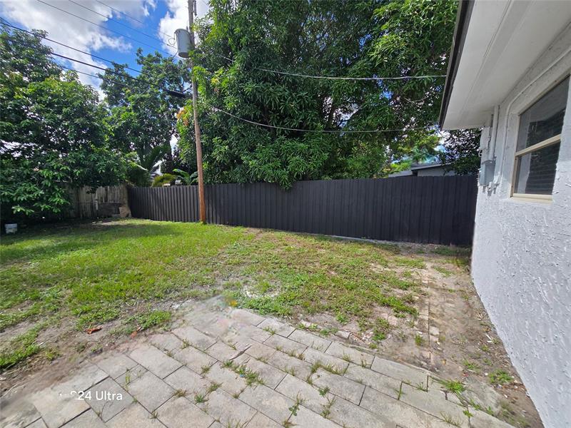 Image 8 of 16 For 6138 Southgate Blvd