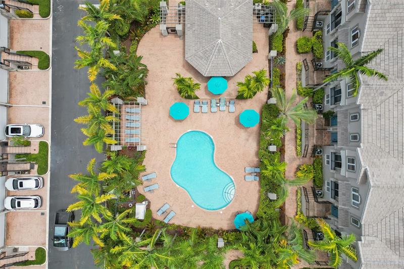 Image 42 of 45 For 1861 Coral Heights Blvd  502