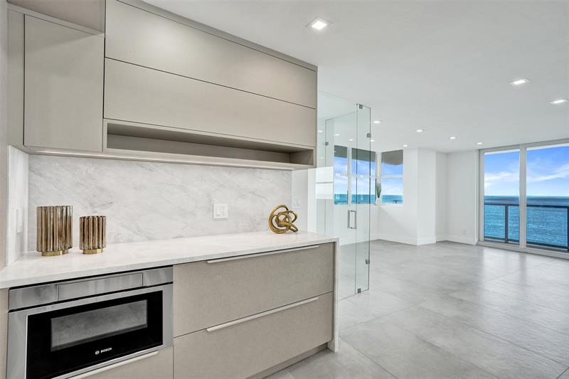 Image 65 of 74 For 209 Fort Lauderdale Beach Blvd  6b