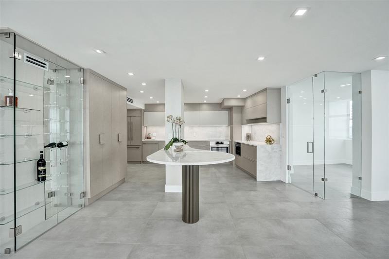 Image 7 of 74 For 209 Fort Lauderdale Beach Blvd  6b