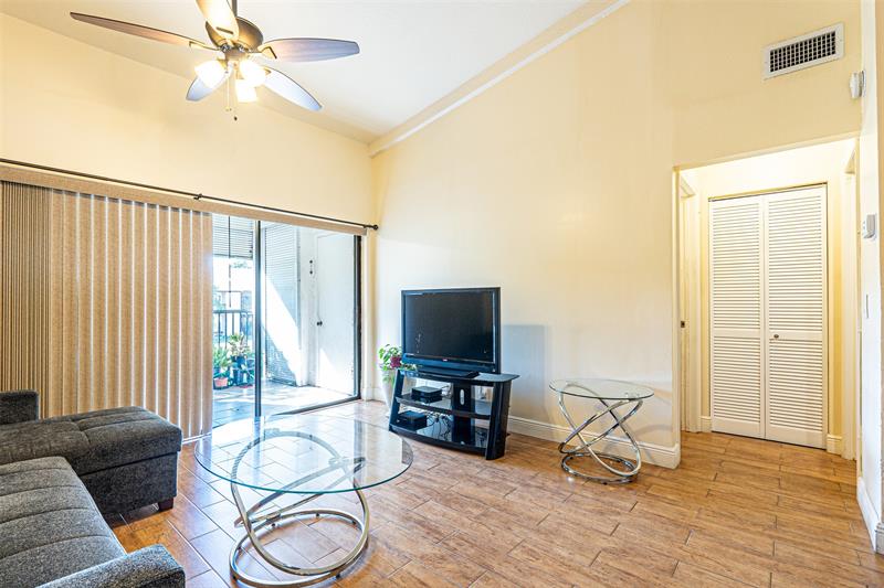 Image 15 of 30 For 2339 15th St  28