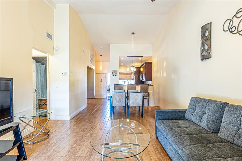 Image 17 of 30 For 2339 15th St  28