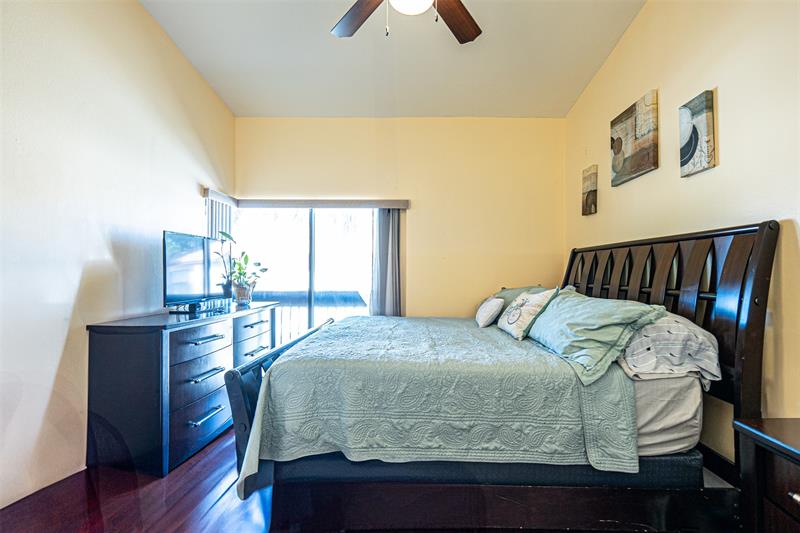 Image 25 of 30 For 2339 15th St  28