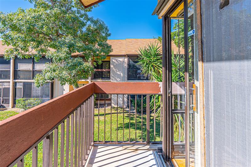 Image 28 of 30 For 2339 15th St  28