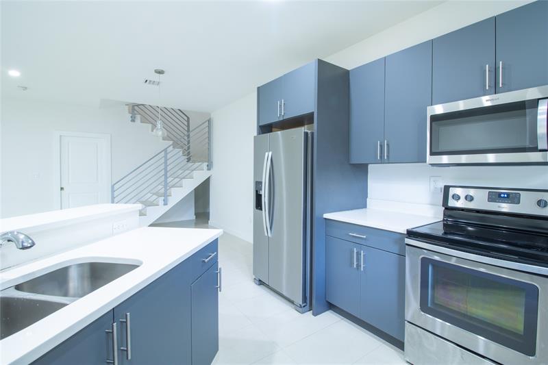 Image 10 of 29 For 424 16th Street