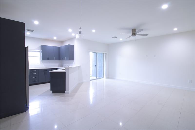 Image 11 of 29 For 424 16th Street
