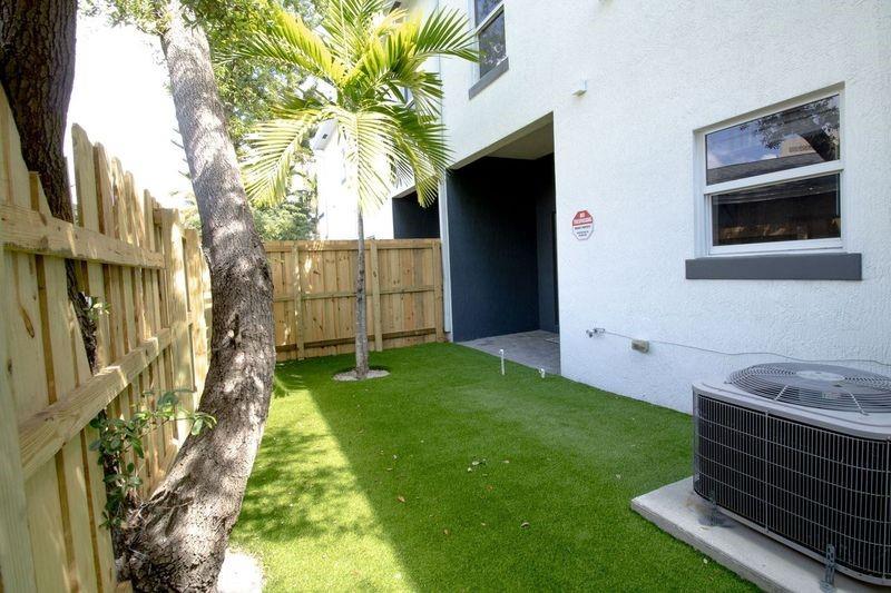 Image 13 of 29 For 424 16th Street