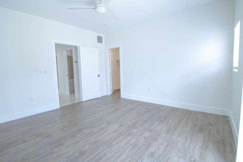 Image 19 of 29 For 424 16th Street
