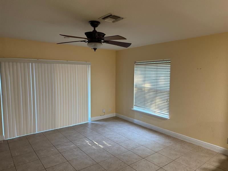 Image 18 of 25 For 9981 26th Ct