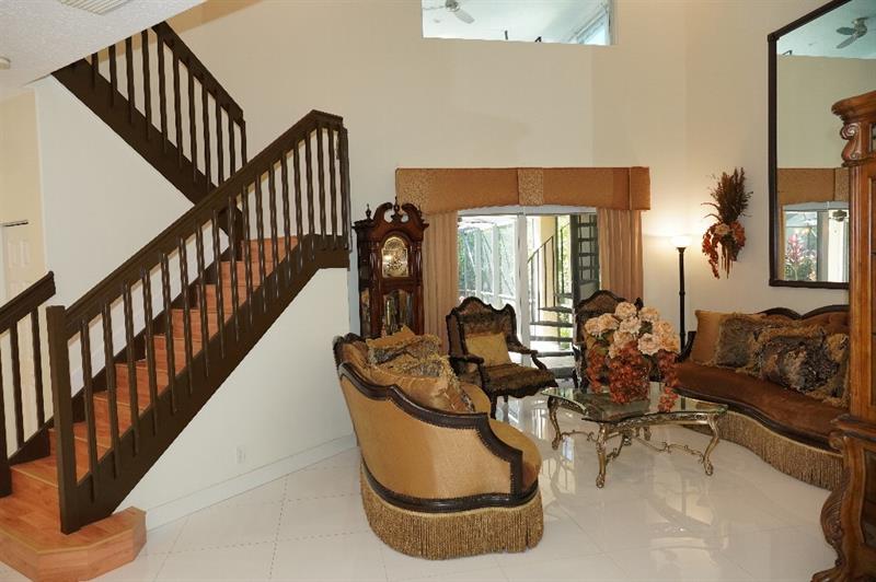 Image 12 of 50 For 16352 14th St