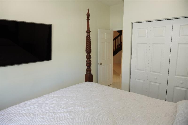 Image 23 of 50 For 16352 14th St