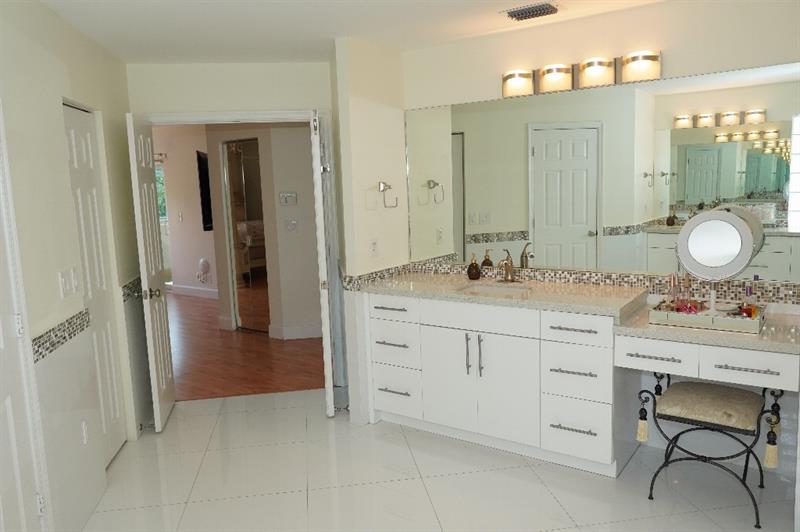 Image 33 of 50 For 16352 14th St