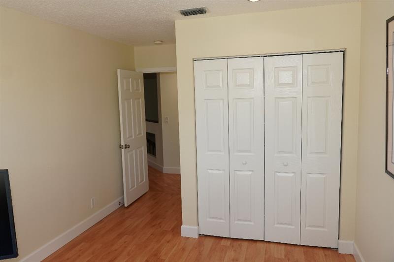 Image 43 of 50 For 16352 14th St