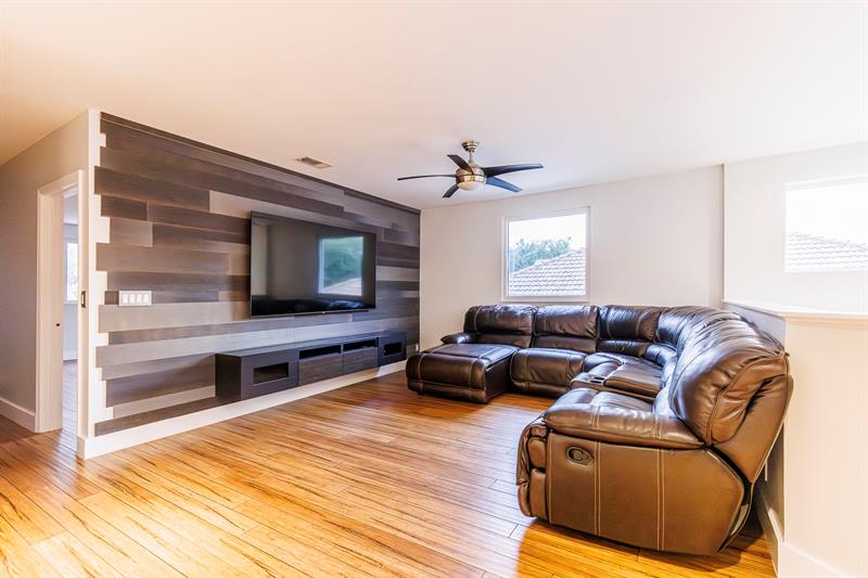 Image 21 of 36 For 4080 Lansing Ave