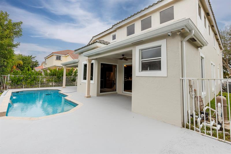 Image 31 of 36 For 4080 Lansing Ave