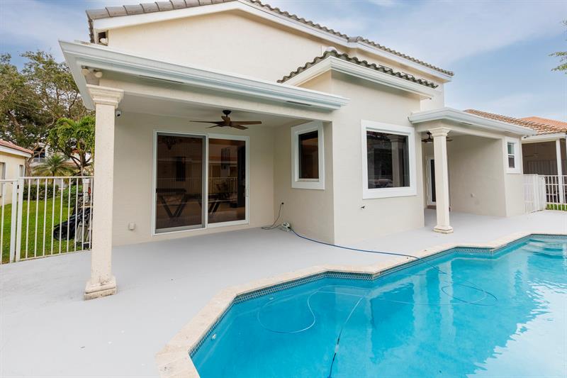 Image 33 of 36 For 4080 Lansing Ave