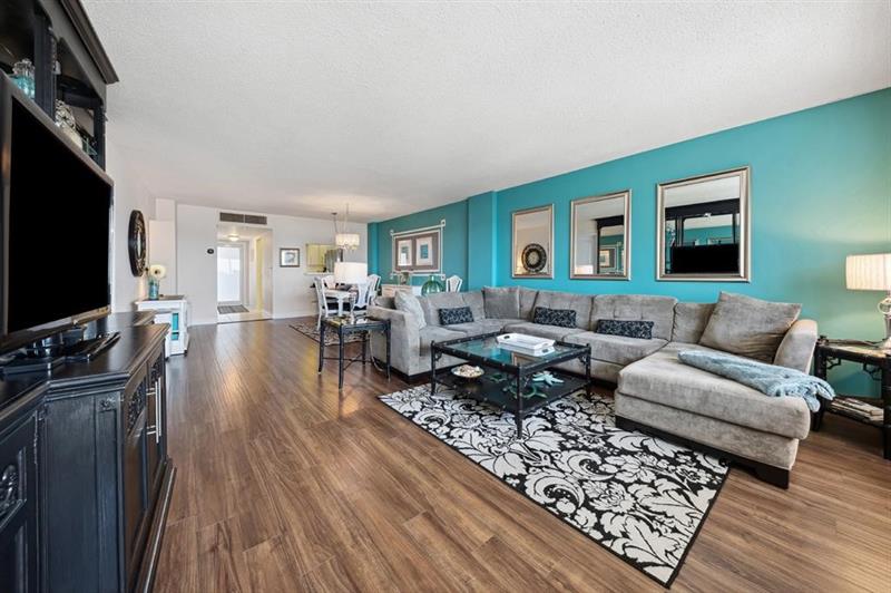 Image 5 of 15 For 328 Ocean Blvd  1007