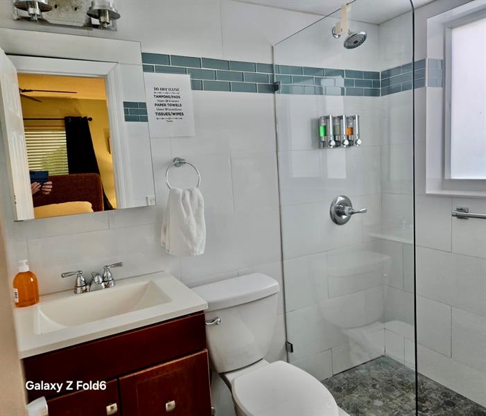 Image 22 of 32 For 3225 16th St  9a