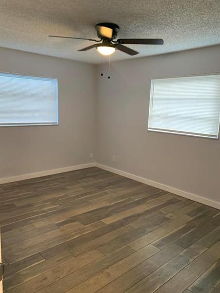 Image 7 of 8 For 790 46th Ct  2