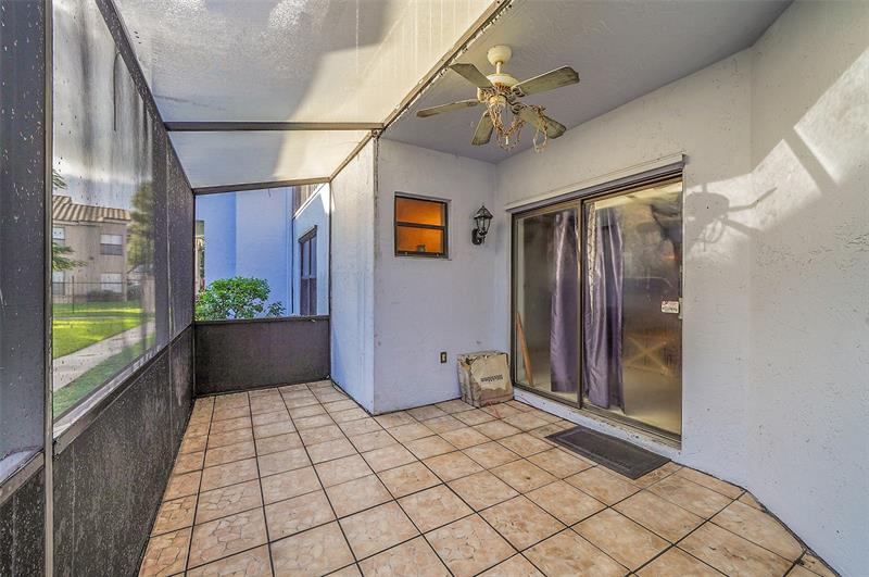 Image 32 of 39 For 2774 University Dr  10a