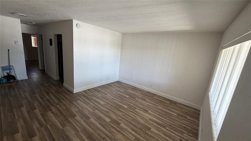 Image 7 of 18 For 344 11th Ave  15