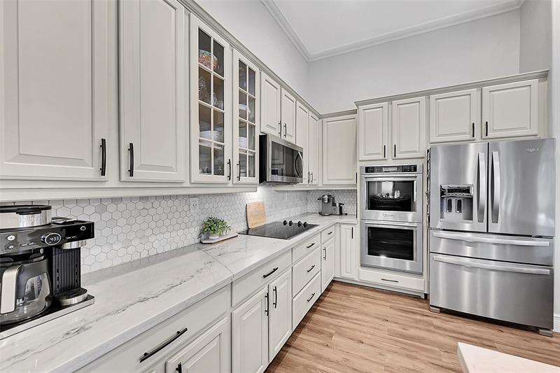 Image 17 of 61 For 12235 49th St
