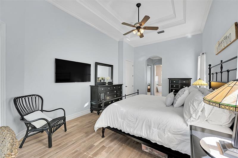 Image 25 of 61 For 12235 49th St