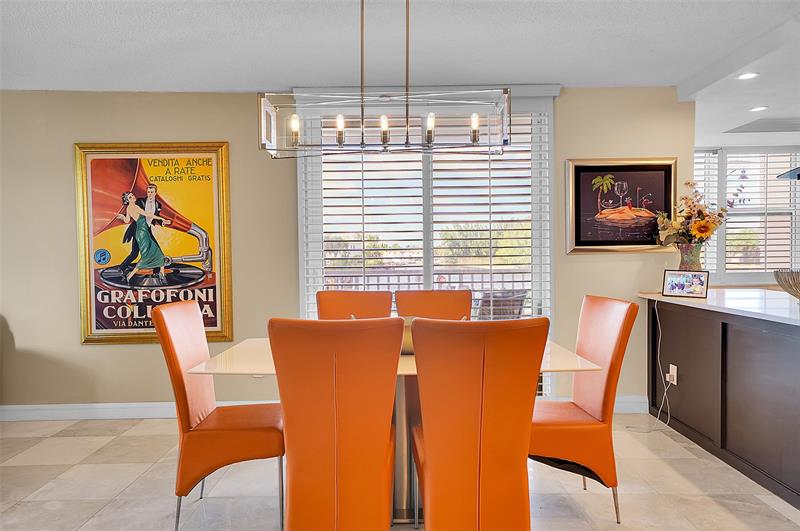 Image 16 of 55 For 1401 Ocean Dr  204