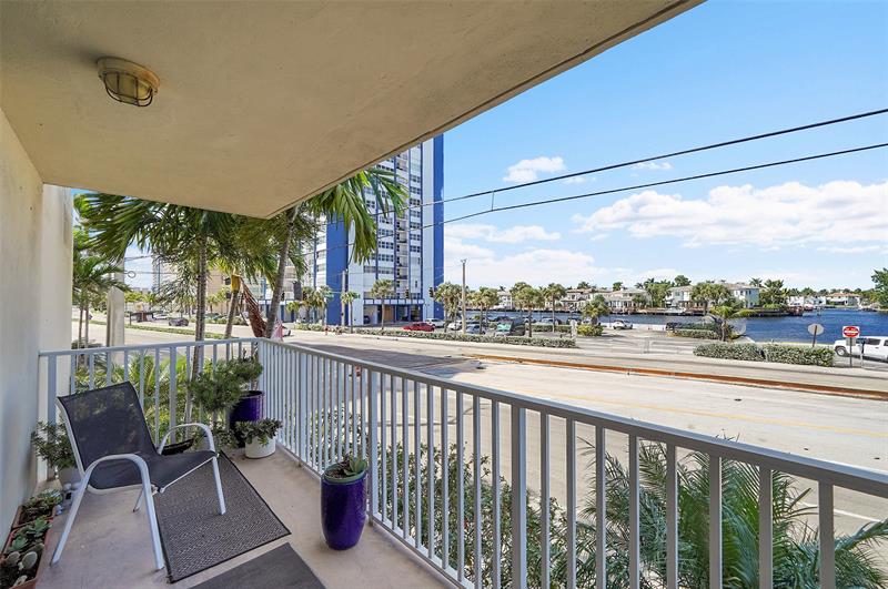 Image 40 of 55 For 1401 Ocean Dr  204