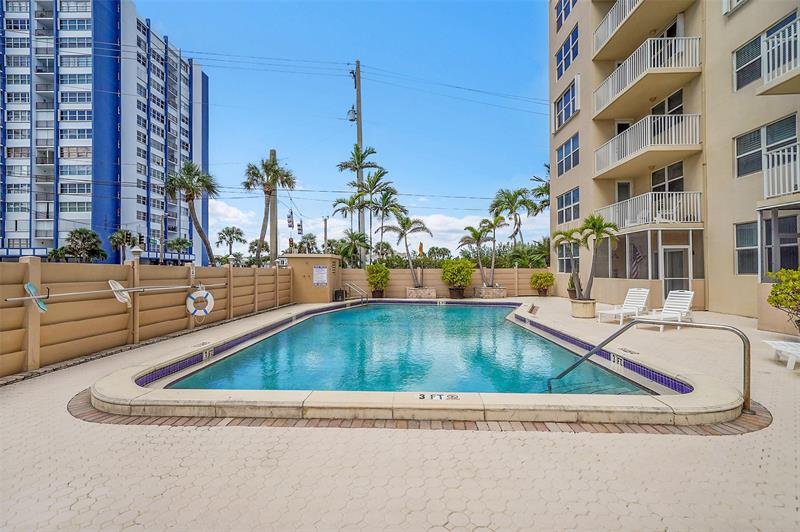 Image 45 of 55 For 1401 Ocean Dr  204
