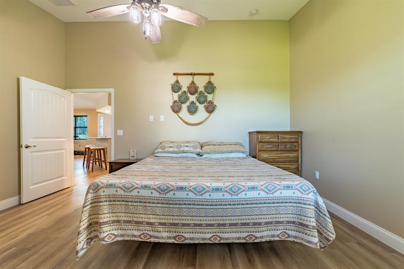 Image 27 of 32 For 2322 2nd Ct  