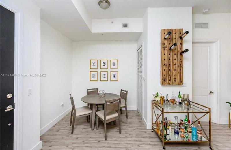 Image 10 of 17 For 1805 Ponce De Leon Blvd  634