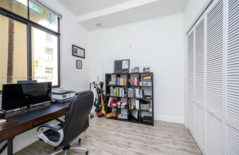 Image 13 of 17 For 1805 Ponce De Leon Blvd  634