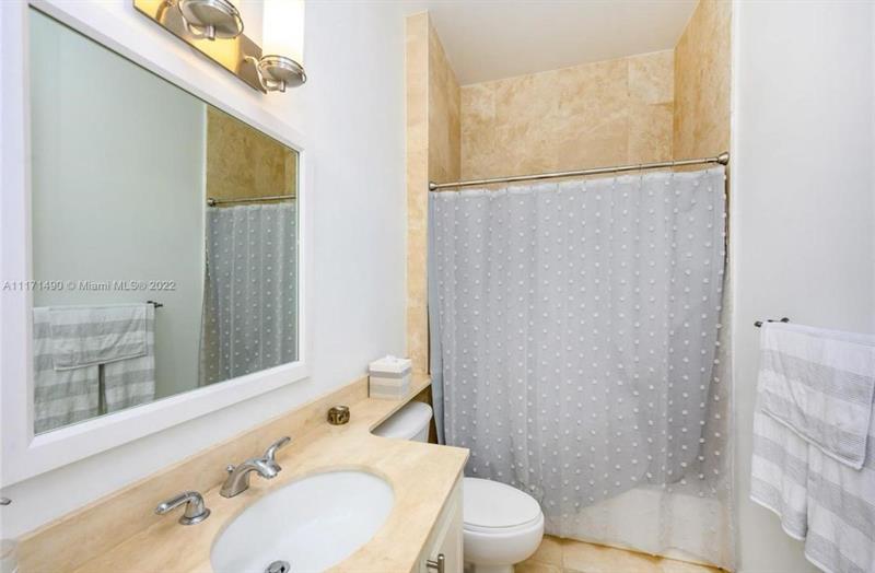 Image 16 of 17 For 1805 Ponce De Leon Blvd  634