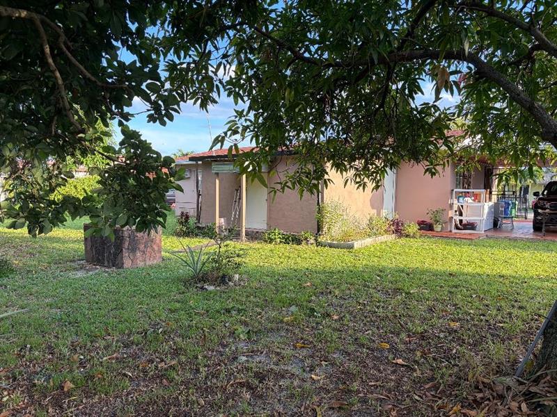 Image 6 of 22 For 3513 181st St