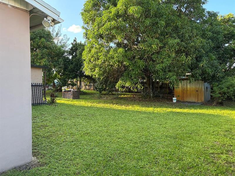 Image 8 of 22 For 3513 181st St