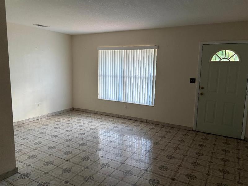 Image 9 of 22 For 3513 181st St