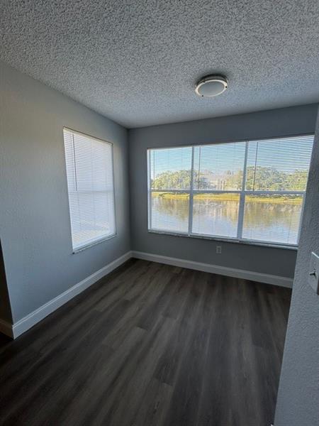 Image 5 of 28 For 1401 Village Blvd  923