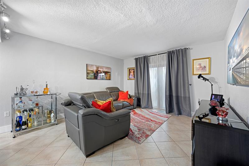 Image 8 of 22 For 8010 152nd Ave  205