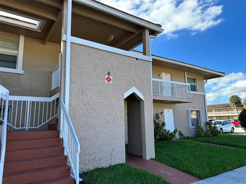 Details for 930 Twin Lakes Dr  8-p, Coral Springs, FL 33071