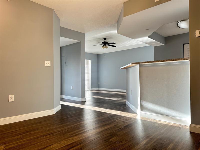 Image 5 of 21 For 3760 Mediterranean Ln  212