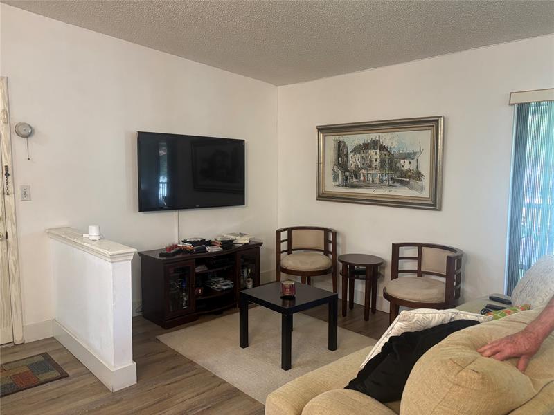 Image 3 of 6 For 10727 Clairmont Circle  211