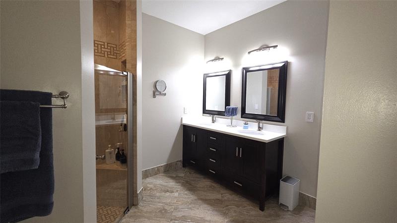 Image 11 of 22 For 504 Palm Aire Dr  504