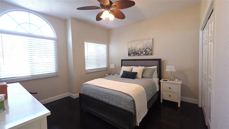 Image 16 of 22 For 504 Palm Aire Dr  504