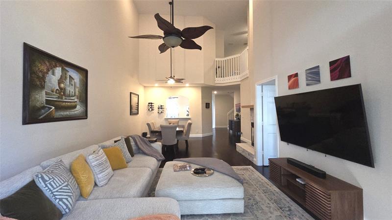 Image 4 of 22 For 504 Palm Aire Dr  504